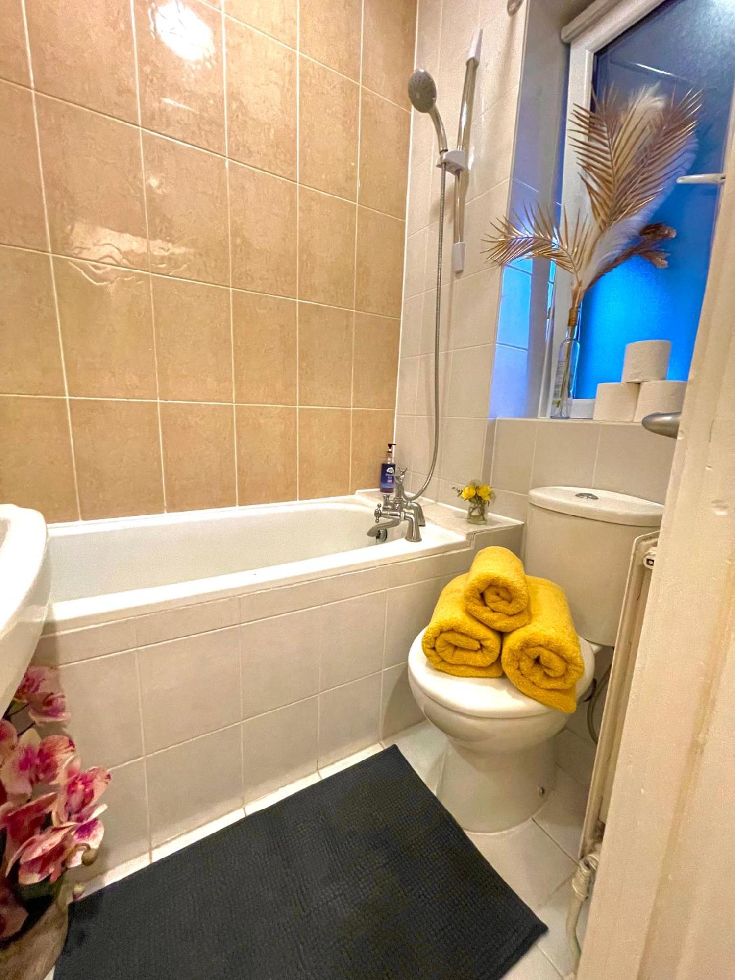 2 Bed Flat Near To London Bridge Apartment Exterior foto